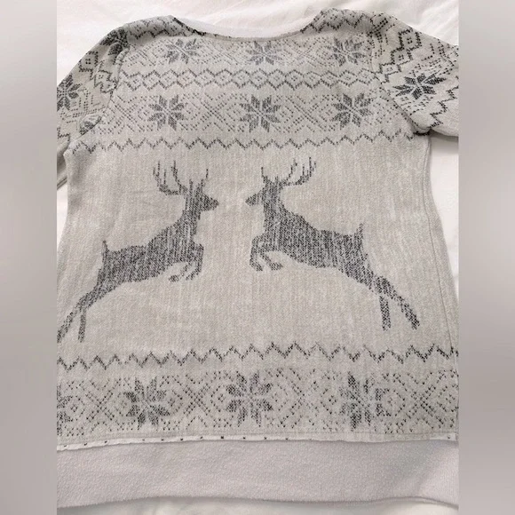 Chaser brand holiday reindeer long sleeve - Picture 2 of 6